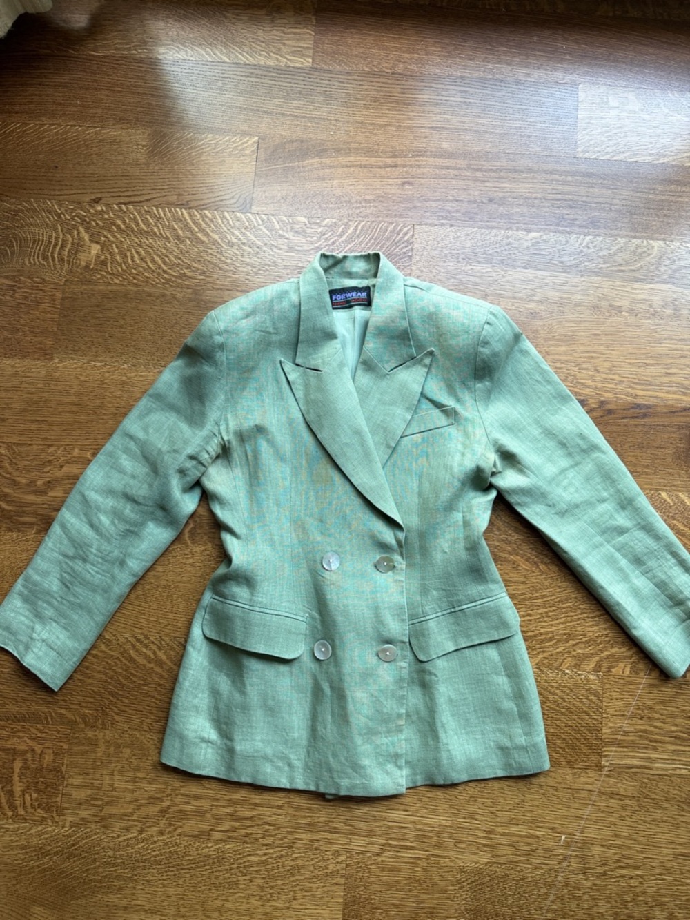 Vintage Women’s Double-Breasted Light Green Linen Blazer